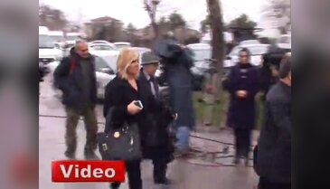 Mesai arkadaşlarından Birand ailesine taziye