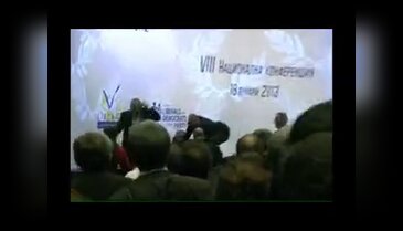 Türk vekile canlı yayında silahlı saldırı girişimi