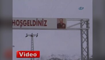 Akrabası köyü terk etti