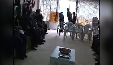 100 yaşında ilk doğum gününü kutladı