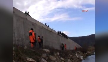 Kamyonetiyle Kızılırmak'a uçtu