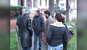 Dolandırıcılar sert kayaya çarptı