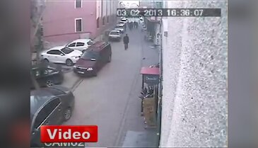 Bıçaklama anı kamerada