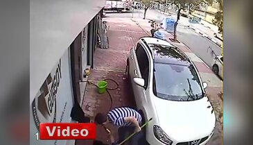 Küçük hırsız kameraya yakalandı