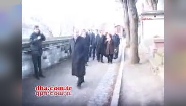 Ahmet Kaya ve Yılmaz Güney için dua etti
