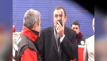 Direkten inmeyen eylemci sonunda ikna edildi