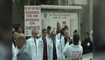 Sağlık çalışanlarından kanlı grev!