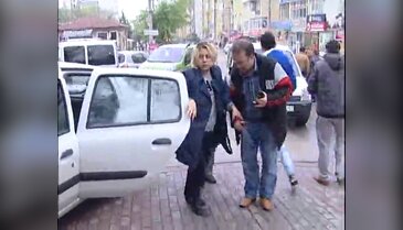 Tecavüz girişiminden bıçakla kurtuldu