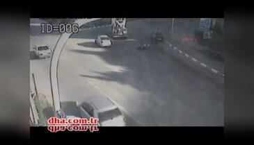 Beton mikserinin altında can verdi!

