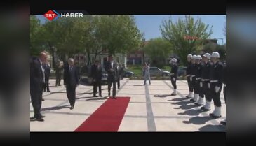 Polislerin cevap vermediği an!