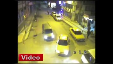 Kediye çarpmamak için kaza yaptı