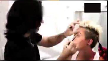 Miley Cyrus`tan göz kamaşyırıcı pozlar!

