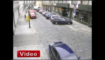 Prag'daki patlama anı böyle görüntülendi

