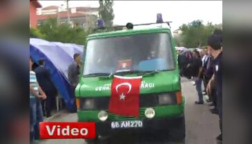 Şehit pilot son yolculuğuna uğurlandı