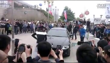 Maserati'yi parçaladılar