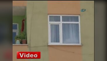Yatak bazasının altında can verdi