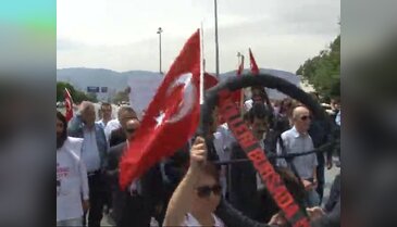 Akil İnsanlar'a Bursa'da protesto