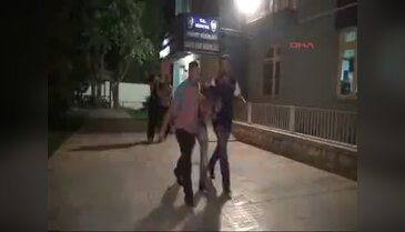 1 saatte 3 ev soydu