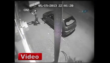 Hırsızlar çaldı vatandaş izledi