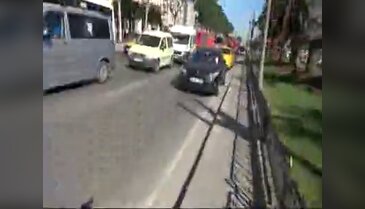 Belediye önünde dehşet