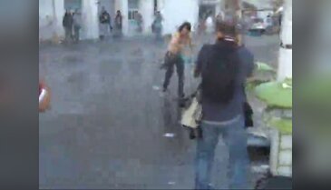 Taksim’de esnaftan polise sert tepki