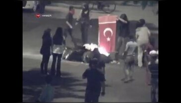 Ankara'da Türk bayrağını yaktılar!