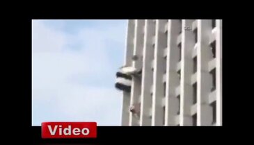 Binaya asılı kaldı!