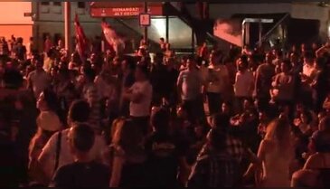 Heykel'de eylem! Trafik kapandı -2