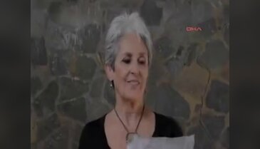 Joan Baez'den bir mesaj daha