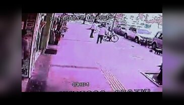 Silahlı saldırı anı an be an görüntülendi