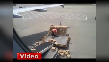Havalimanında bagaj komedisi!