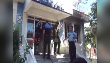 Polisleri korkutan yangın