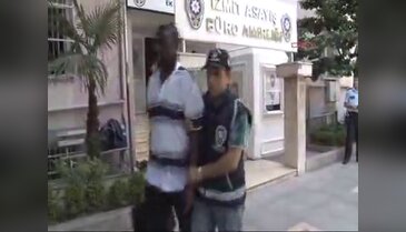 Sınır dışı edildiler