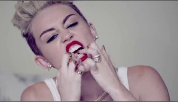 Miley Cyrus'tan olay yaratan klip!