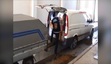 Oyuncakların arasından 344 adet mermi çıktı
