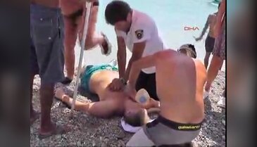 15 dakika arayla 2 turist boğuldu