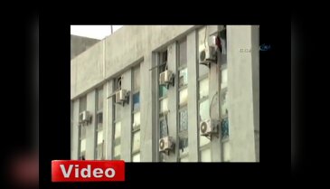 4. kattan düşen çocuğu havada yakaladı