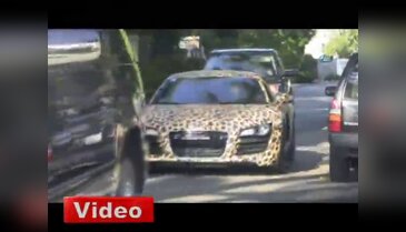 Justin Bieber'den leopar desenli otomobil