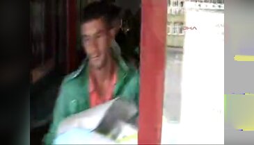 Aynı ormanı sırayla ateşe verdiler