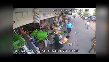 Baltalı kavga güvenlik kamerasında