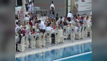 Özgen Keskin İftarını personeliyle yaptı