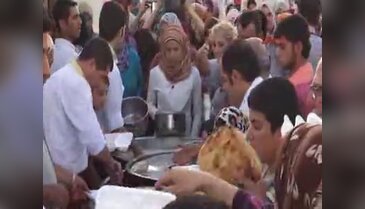 Suriyelilerle iftar