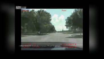 Polis aracı kaza yaptı