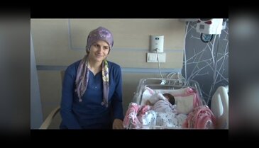 6 günlük bebeğin parmağını kestiler