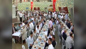 BTSO üyeleri vatandaşlar ile iftar sofrasında buluştu