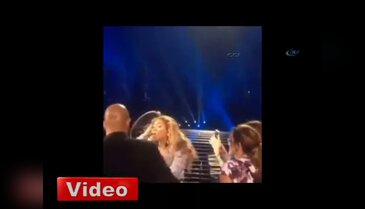 Beyonce, saçlarını fena kaptırdı