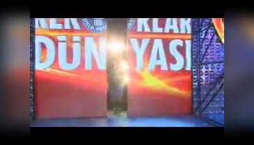 Yarım ton arabaya 10 takla attırdı!