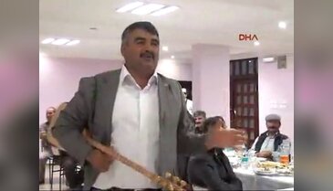 Karslı aşıklar, popçulara çattı