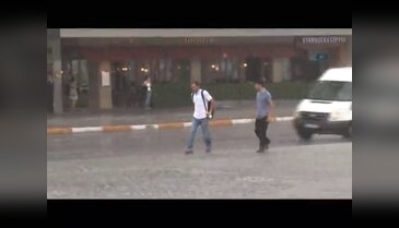 İstanbul'a dolu yağdı