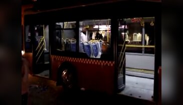 İstanbul'da otobüse molotoflu saldırı